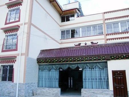 Yixinyuan Hotel Дзиуджайгоу Екстериор снимка